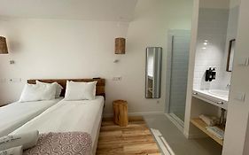 Altinho B&B - Quartos - Rooms - Odeceixe